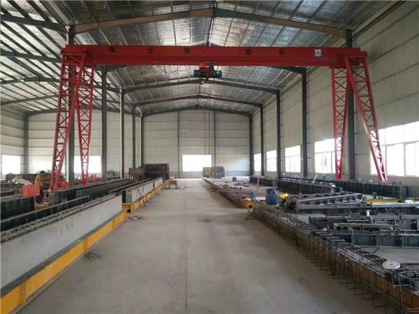 龍門(mén)吊起重機(jī)